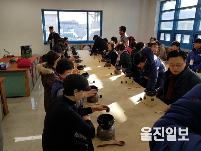 친절 울진군(군수 전찬걸)이 수도권 여행관계자 팸투어를 진행해 울진의 매력을 곳곳에 알렸다. (사진=울진군)
