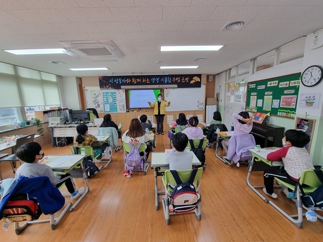 사진=매화초등학교