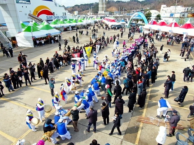 월송 큰 줄 당기기. (사진=울진군)