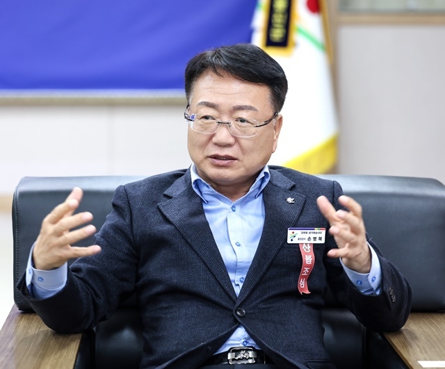 손병복 울진군수