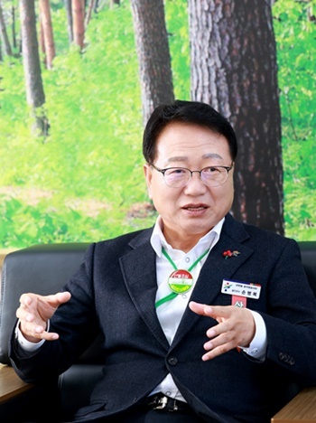 손병복 울진군수